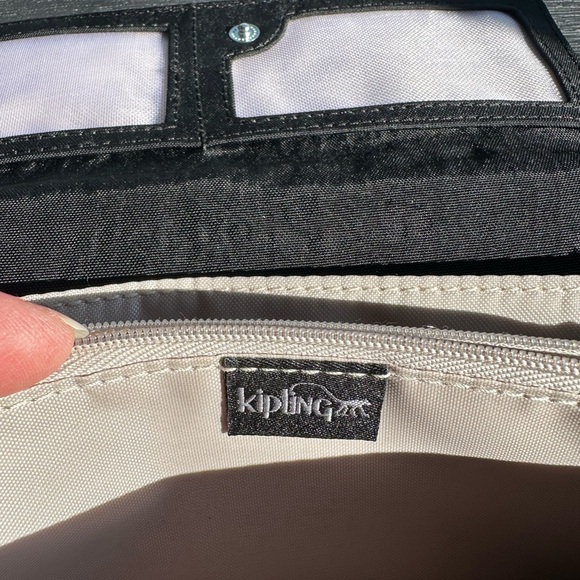 Kipling Black Nylon Money Land RFID Snap Tri-Fold Wallet OS - Picture 8 of 9